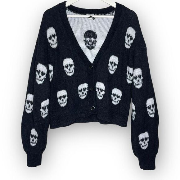 Hot Topic Black White Heart Eyes Skulls Crop Fuzzy Cardigan Sweater Women’s XL - Picture 1 of 11